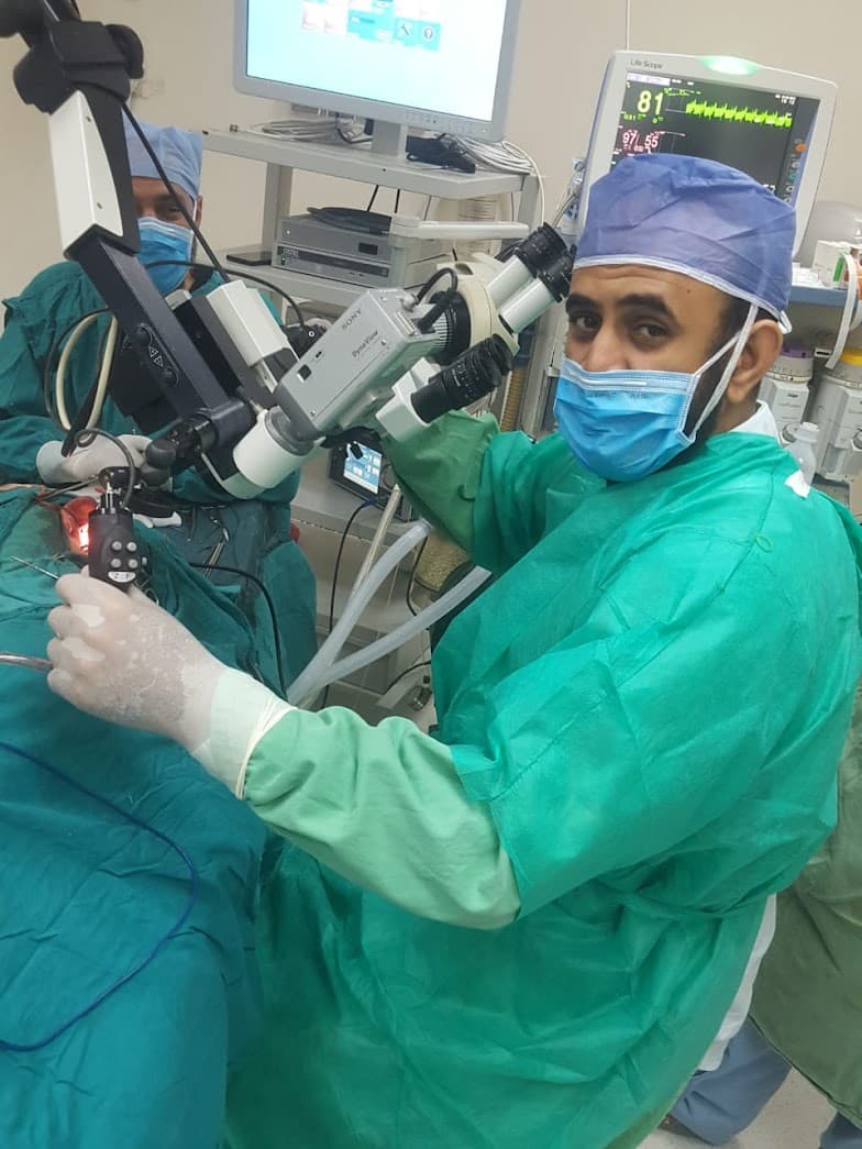 د/ محمد الشرقاوى    انف واذن وجنجره    /         -    46053737
