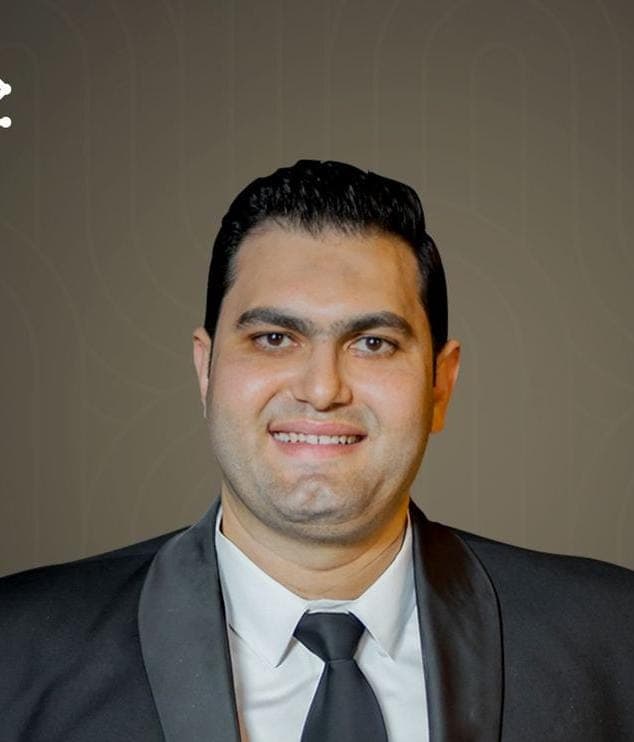 د/محمد العزب-استشارى الجراحه العامه والليزر-1550688485//